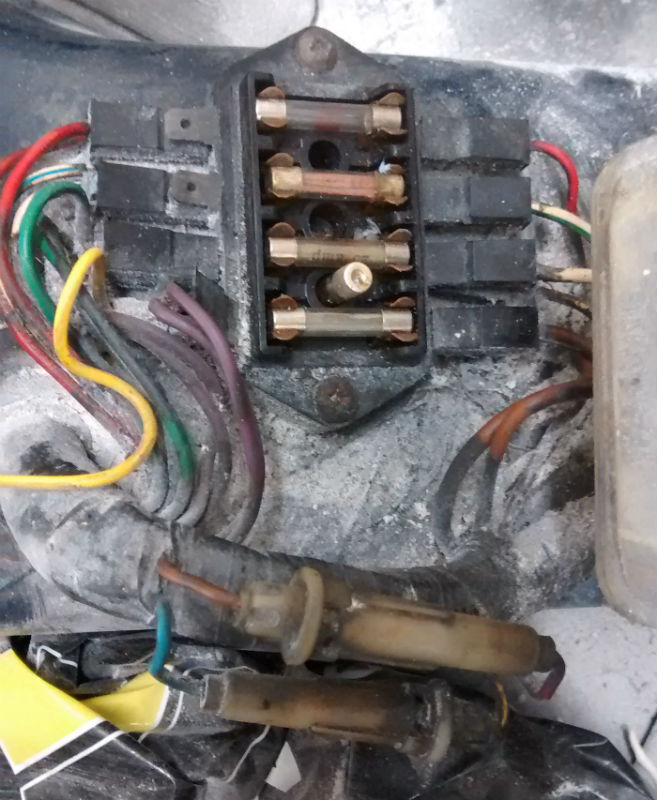 Midas Mk2 fuse box.jpg